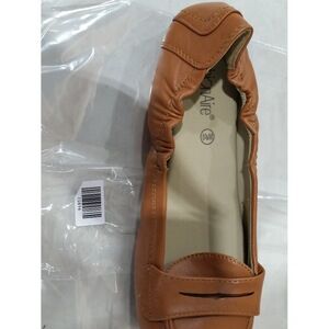 Cushion Aire Womens Loafer Flats , Tan Faux Leather, Size: 8.5